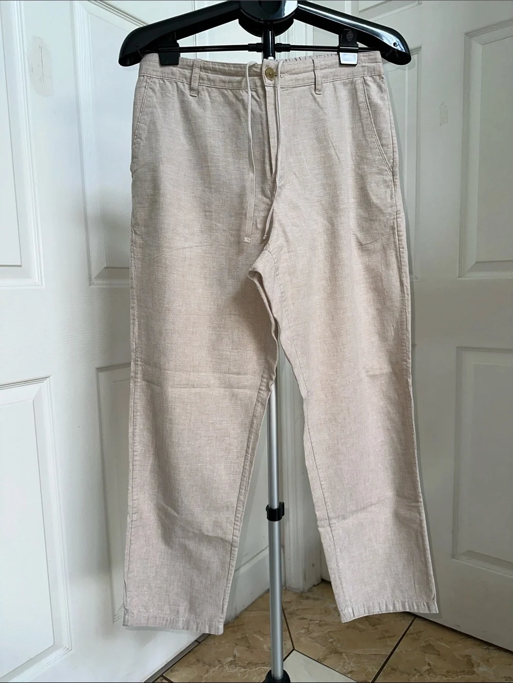 Uniqlo Women’s Beige Linen-Cotton Blend Lightweight Straight Leg Pants Size M
